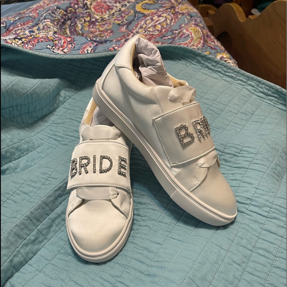 Betsey Johnson Bride sneakers
